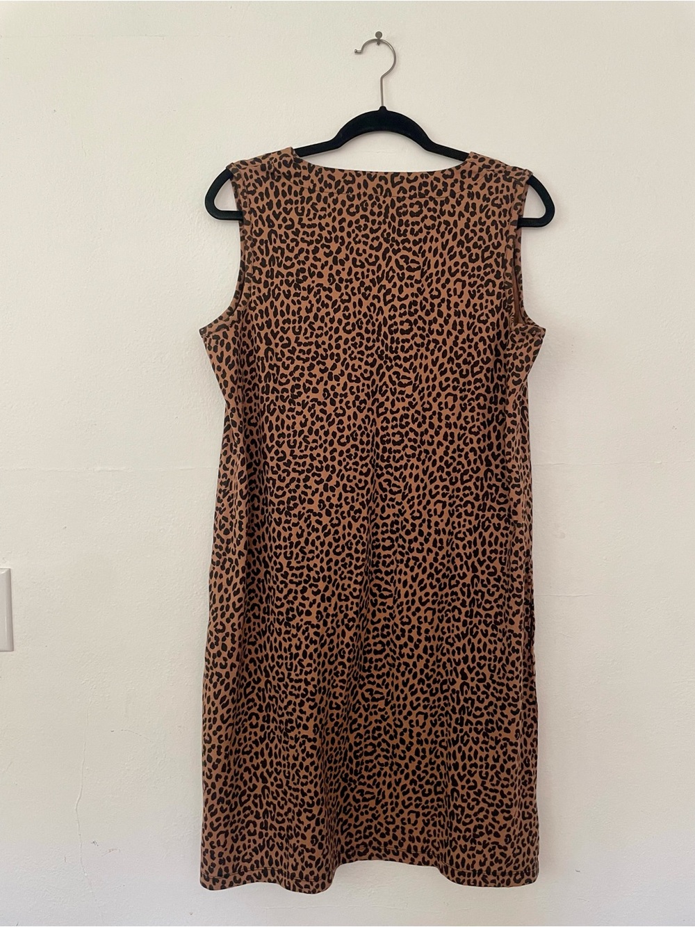 Lands End Sleeveless Leopard V-Neck 100% Cotton Summer Dress - Picture 3 of 4